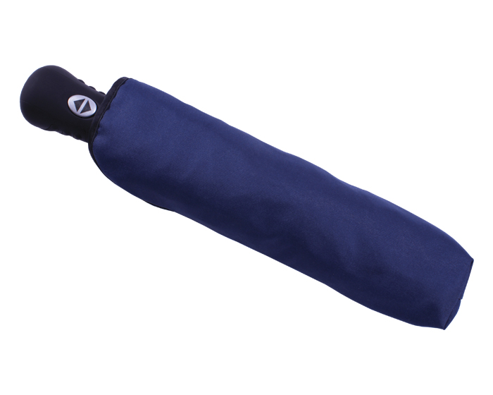 A2549, Paraguas de bolsillo plegable antiviento. Cuenta con varillas de aluminio y mango de goma. Abre y cierra automáticamente. Fabricado en tela pongee.